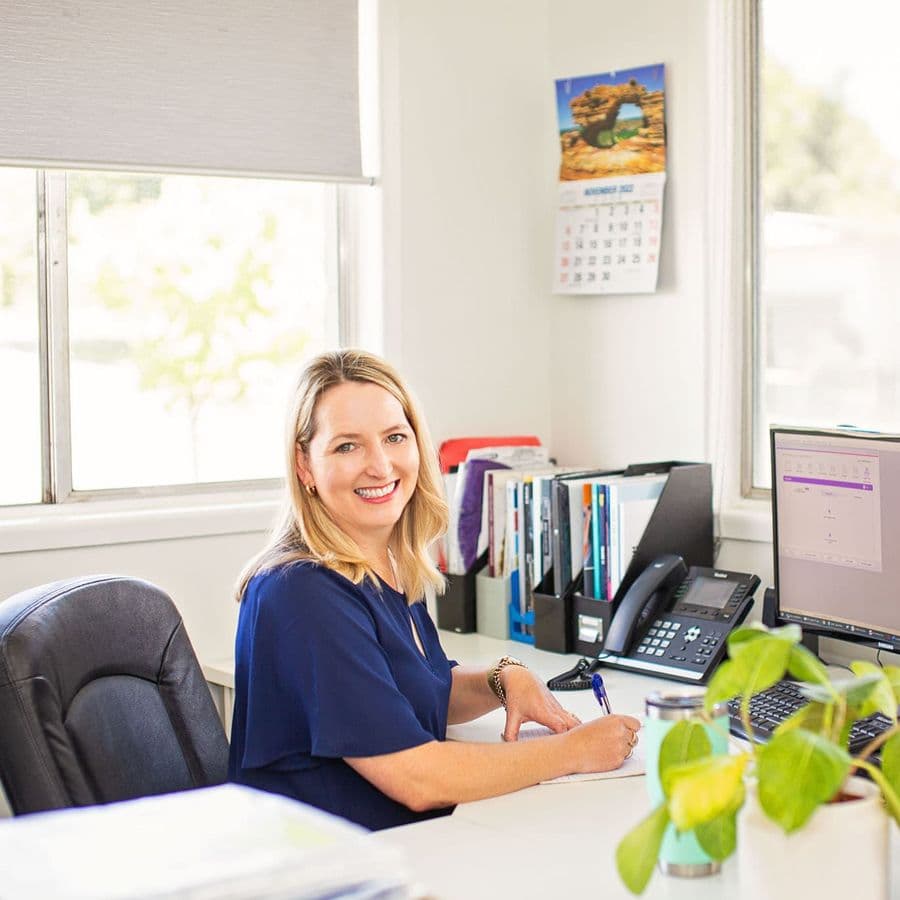 Rachel, Director